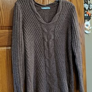 Maurice's sweater
